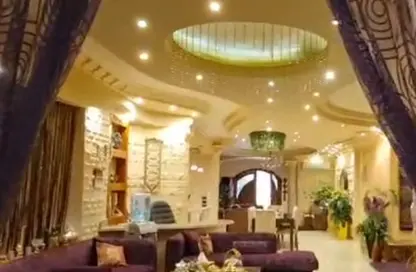 فيلا - 3 غرف نوم - 3 حمامات للبيع في شارع 2 - الحي الثاني - التجمع الخامس - مدينة القاهرة الجديدة - القاهرة
