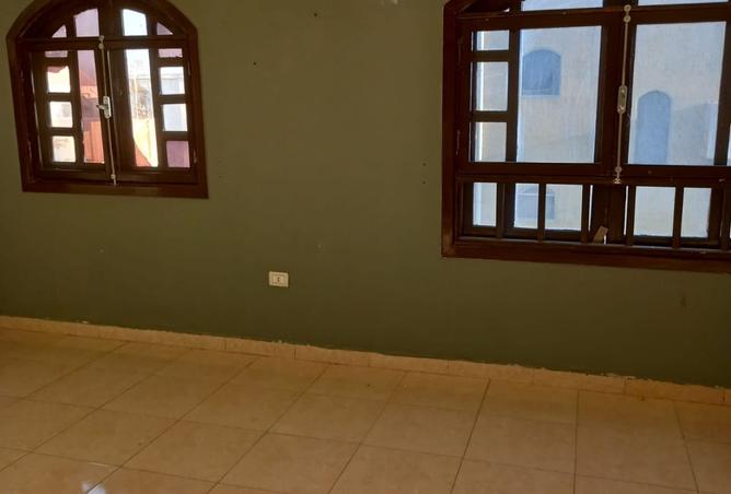 8321080 - Property Image 3