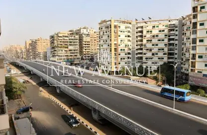 Apartment - 3 Bedrooms - 2 Bathrooms for sale in Mostafa Al Nahas St. - 6th Zone - Nasr City - Cairo