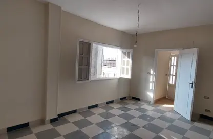 Apartment - 4 Bedrooms - 3 Bathrooms for rent in Al Nady St. - Maadi - Hay El Maadi - Cairo