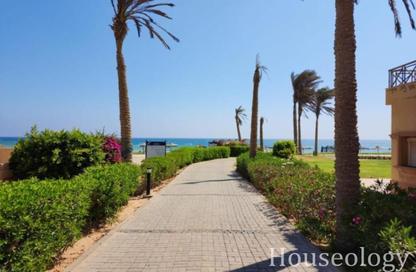 Chalet - 3 Bedrooms - 2 Bathrooms for sale in La Vista Topaz - La Vista - Al Ain Al Sokhna - Suez