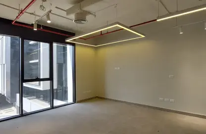 Office Space - Studio - 1 Bathroom for rent in Hyde Park - 5th Settlement Compounds - The 5th Settlement - New Cairo City - Cairo