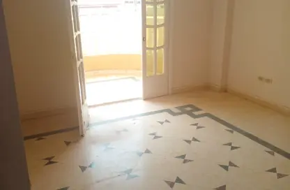 Duplex - 7 Bedrooms - 4 Bathrooms for sale in Mohamed Rahim St. - El Yasmeen 3 - El Yasmeen - New Cairo City - Cairo