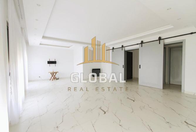 7946824 - Property Image 2
