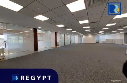 طابق كامل - استوديو - 4 حمامات للايجار في فى90 - شارع التسعين الشمالي - التجمع الخامس - مدينة القاهرة الجديدة - القاهرة