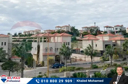 فيلا - 3 غرف نوم - 3 حمامات للبيع في اليكس ويست - كمبوندات الاسكندرية - الاسكندرية