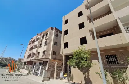 بناية كاملة - 8 غرف نوم - 8 حمامات للبيع في الحي الثامن - مدينة العبور - القليوبية