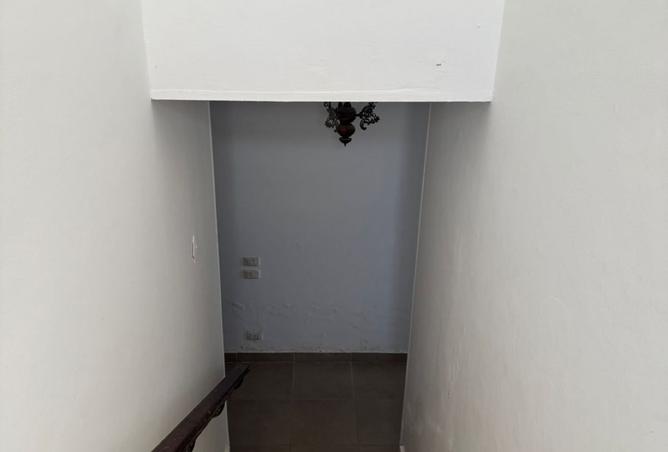 8379100 - Property Image 3