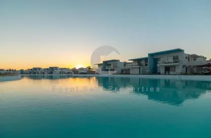 شقق فندقية - غرفة نوم - 2 حمامات للبيع في فوكا باي - قسم مرسي مطروح - الساحل الشمالي