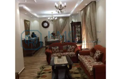Apartment - 4 Bedrooms - 2 Bathrooms for sale in Mohamed Hussein Mahmoud St. - Area E - Ganoob El Acadimia - New Cairo City - Cairo