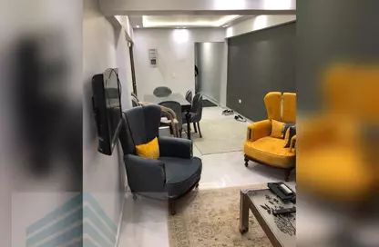 Apartment - 2 Bedrooms - 1 Bathroom for rent in Al Mosheer Ahmed Ismail St. - Sidi Gaber - Hay Sharq - Alexandria