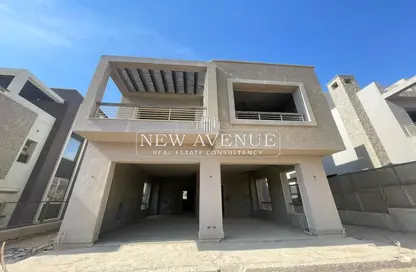Villa - 3 Bedrooms - 3 Bathrooms for sale in New Giza - Cairo Alexandria Desert Road - 6 October City - Giza
