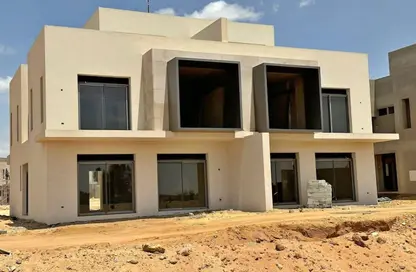 فيلا - 4 غرف نوم - 4 حمامات للبيع في الكارما جيتس - مدينة زايد الجديدة - الشيخ زايد - الجيزة