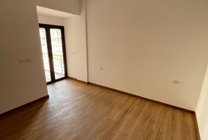 8282946 - Property Image 3