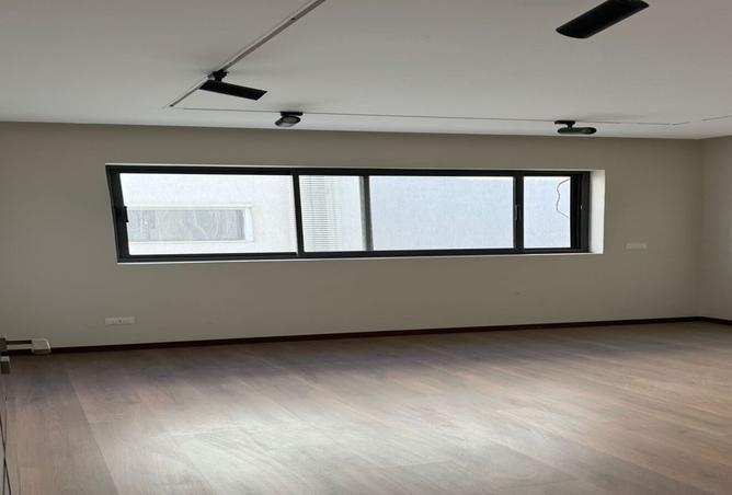 8191930 - Property Image 2