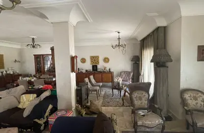 منزل مزدوج - 5 غرف نوم - 4 حمامات للبيع في حدائق المهندسين - الحي الرابع - الشيخ زايد - الجيزة