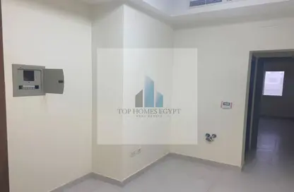 Office Space - Studio - 1 Bathroom for rent in Omar Ibn Abd al Aziz St. - District 1 - The 5th Settlement - New Cairo City - Cairo