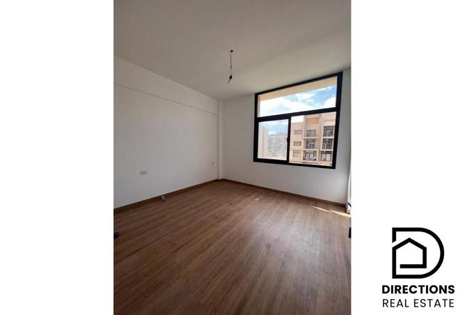 8275825 - Property Image 2