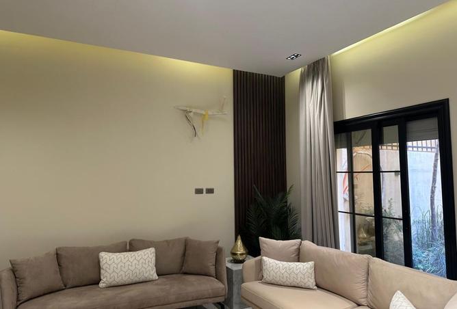 8257765 - Property Image 2