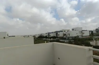 فيلا - 5 غرف نوم - 4 حمامات للبيع في هايد بارك سنترال - التجمع السادس - مدينة القاهرة الجديدة - القاهرة