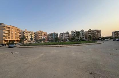 Apartment - 3 Bedrooms - 2 Bathrooms for sale in South Lotus - El Lotus - New Cairo City - Cairo