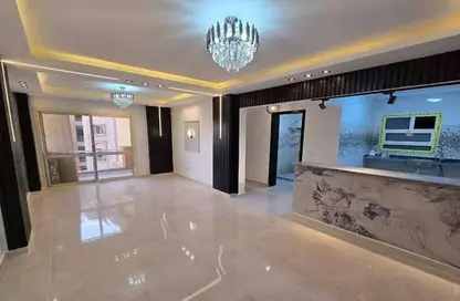Apartment - 3 Bedrooms - 2 Bathrooms for sale in Sarai - Mostakbal City Compounds - Mostakbal City - Future City - Cairo