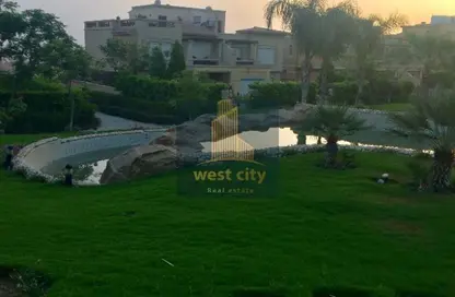 فيلا - 4 غرف نوم - 4 حمامات للبيع في ميدوز بارك - كمبوندات الشيخ زايد - الشيخ زايد - الجيزة