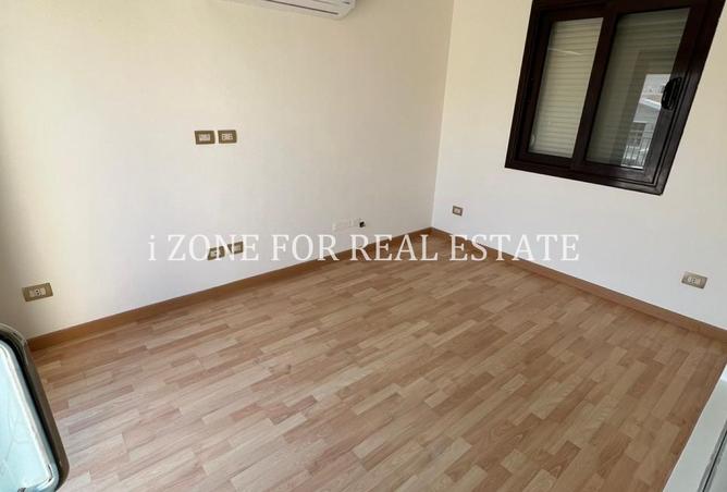 8197988 - Property Image 2