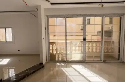 Apartment - 2 Bedrooms - 1 Bathroom for sale in South Lotus - El Lotus - New Cairo City - Cairo