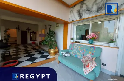 Apartment - 4 Bedrooms - 4 Bathrooms for rent in Ahmed Heshmat St. - Zamalek - Cairo