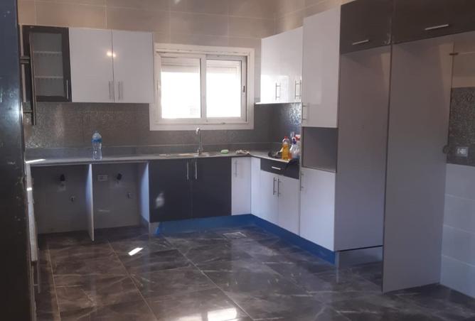 8018829 - Property Image 2