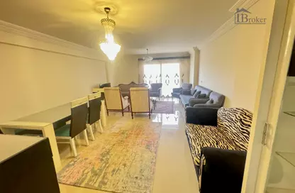 Apartment - 3 Bedrooms - 2 Bathrooms for rent in Kamal Eldin Salah St. - Smouha - Hay Sharq - Alexandria