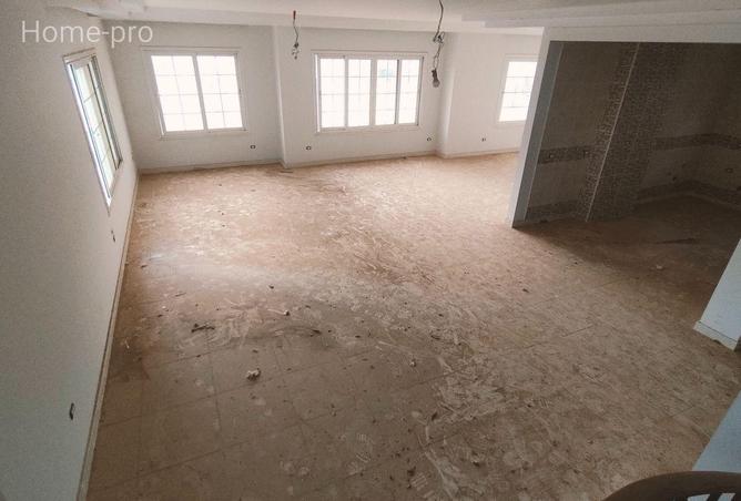 8561429 - Property Image 2