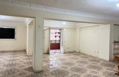 Apartment - 3 Bedrooms - 2 Bathrooms for sale in Abd Al Razak Al Sanhouri St. - 6th Zone - Nasr City - Cairo