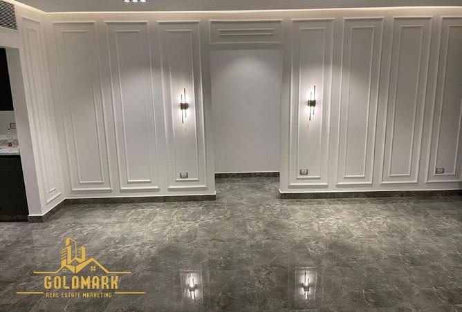 8273518 - Property Image 3