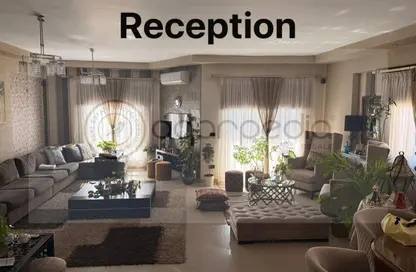 (بنتهاوس  (روف - 4 غرف نوم - 4 حمامات للبيع في حى جنوب الاكايمية - مدينة القاهرة الجديدة - القاهرة