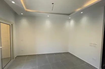Apartment - 3 Bedrooms - 2 Bathrooms for rent in Al Gezira St. - South Investors Area - New Cairo City - Cairo