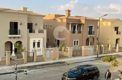 تاون هاوس - 4 غرف نوم - 4 حمامات للبيع في سيتي جيت - كمبوندات التجمع الخامس - التجمع الخامس - مدينة القاهرة الجديدة - القاهرة