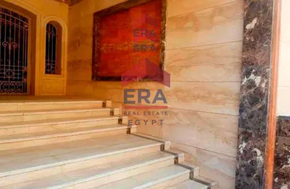 محل تجاري - استوديو - 8 حمامات للايجار في شارع الاهرام - الهضبة العليا - المقطم - القاهرة