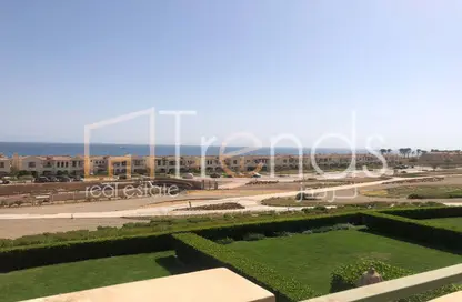 Chalet - 4 Bedrooms - 3 Bathrooms for sale in La Vista 6 - La Vista - Al Ain Al Sokhna - Suez