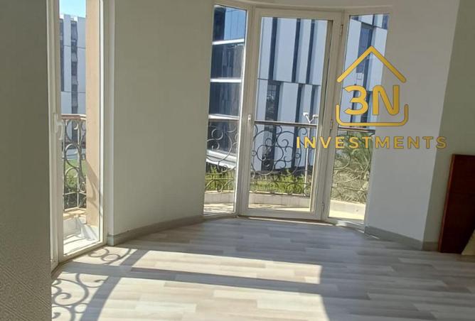 7701570 - Property Image 2