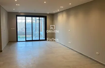 شقة - 2 غرف نوم - 2 حمامات للبيع في فيلدج ويست - كمبوندات الشيخ زايد - الشيخ زايد - الجيزة