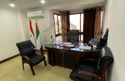 Apartment - 4 Bedrooms - 1 Bathroom for rent in Broksh St. - Raml Station - Hay Wasat - Alexandria