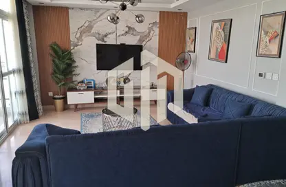 Apartment - 3 Bedrooms - 3 Bathrooms for sale in Lake View Residence - 5th Settlement Compounds - The 5th Settlement - New Cairo City - Cairo