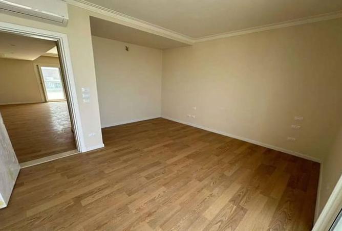 8028819 - Property Image 3