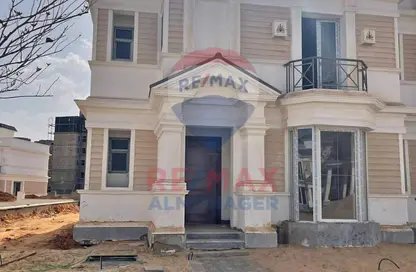 Townhouse - 3 Bedrooms - 3 Bathrooms for sale in Mountain View iCity October - 6 October Compounds - 6 October City - Giza