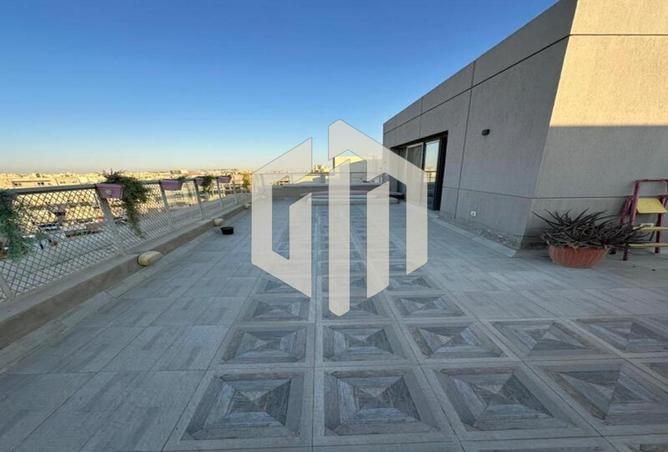 8043678 - Property Image 2