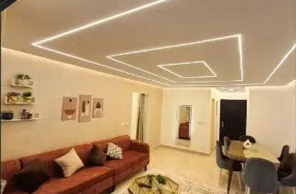 شقة - 3 غرف نوم - 2 حمامات للايجار في مدينتي - القاهرة