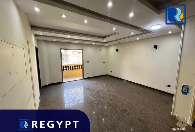 8225193 - Property Image 3