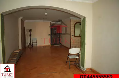 Apartment - 3 Bedrooms - 3 Bathrooms for sale in Abdel Salam Aref St. - Laurent - Hay Sharq - Alexandria